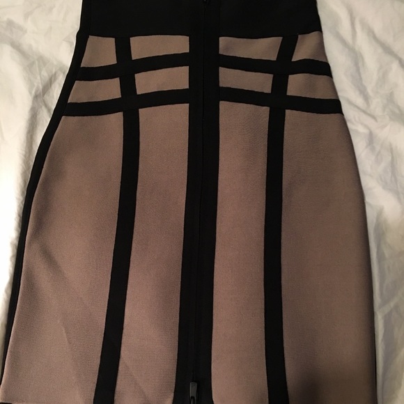 Herve Leger Skirt Size M New With Tags - Picture 1 of 6